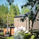Palukuela Saunad Tiny House Kadaka - Sauna, Hot Tub Horská chata *