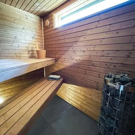 Palukuela Tiny House Kadaka شاليه *
