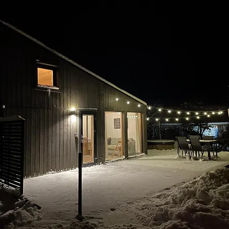 Chalet Palukuela Saunad Tiny House Kadaka - Sauna, Hot Tub *