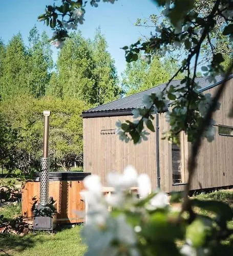 Palukuela Tiny House Kadaka Chalet *