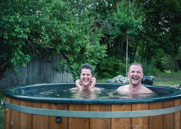 Palukuela Tiny House Kadaka Chalet *